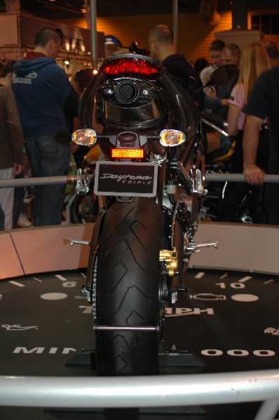 Triumph Daytona 675 Triumph Daytona 675