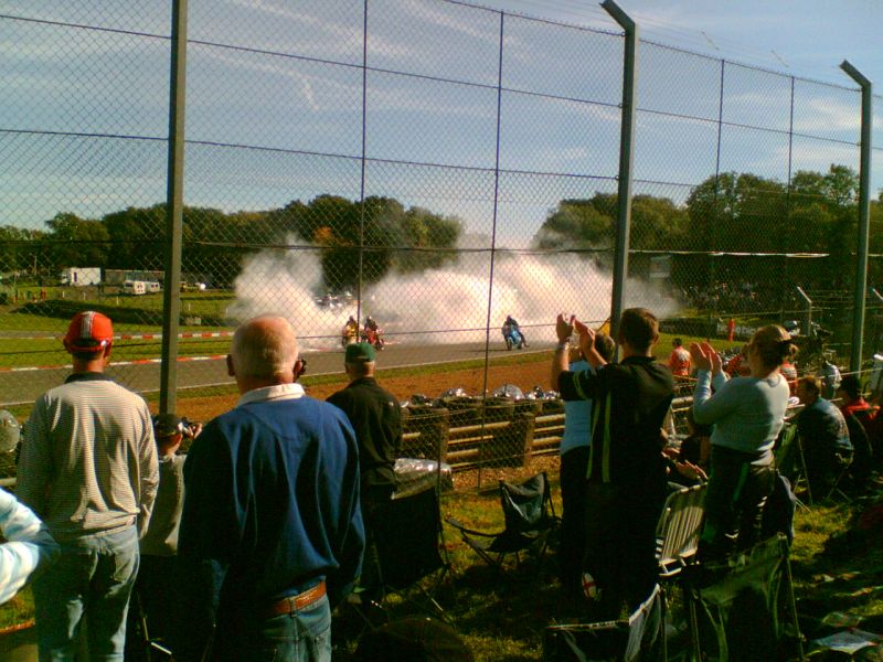 BSB Brands Hatch 09.10.05 - Burn Out