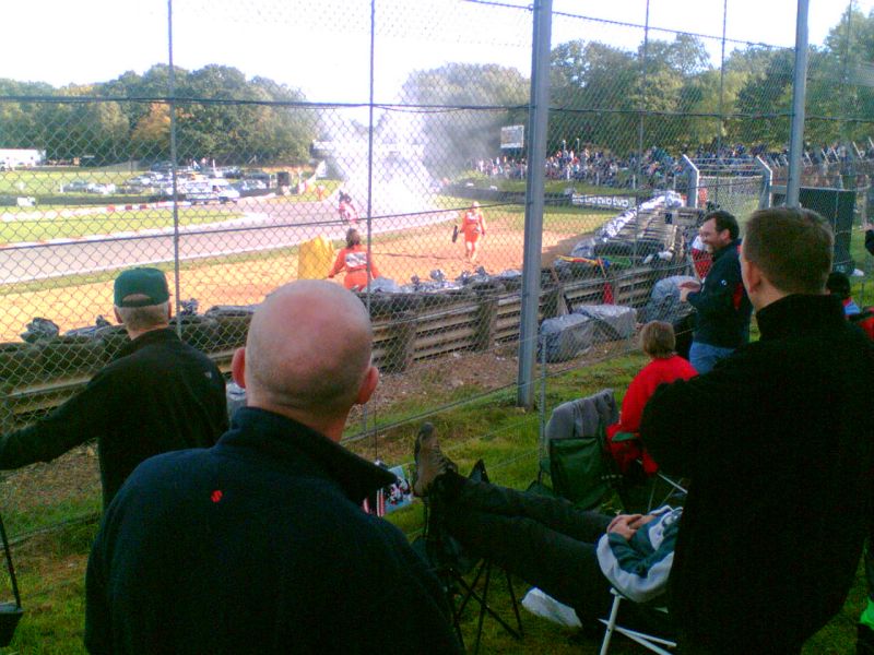 BSB Brands Hatch 09.10.05 - Burn out 2